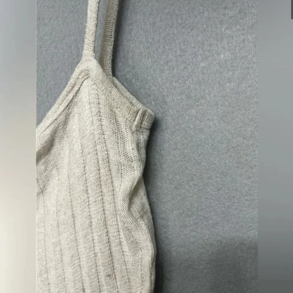 Reformation Ribbed Tank small - Picture 4 of 7